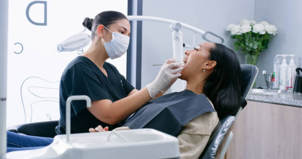 Best Teeth Whitening  in Lindenhurst, IL